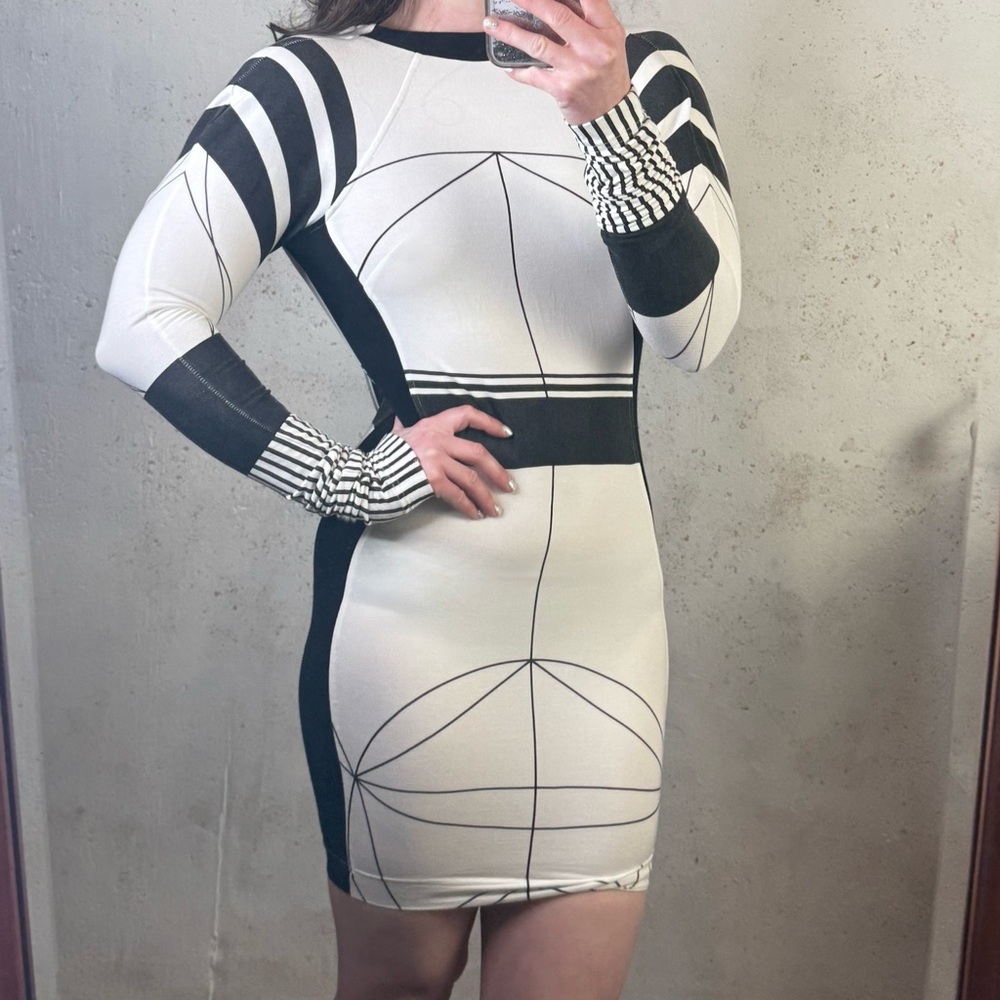 Black Scale Long Sleeve Cyber Punk Black & White Dress Size XS
